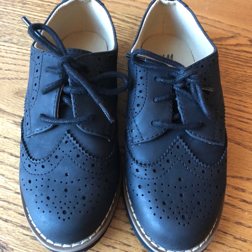 H&M Boys Dress shoes toddler Size 10.5